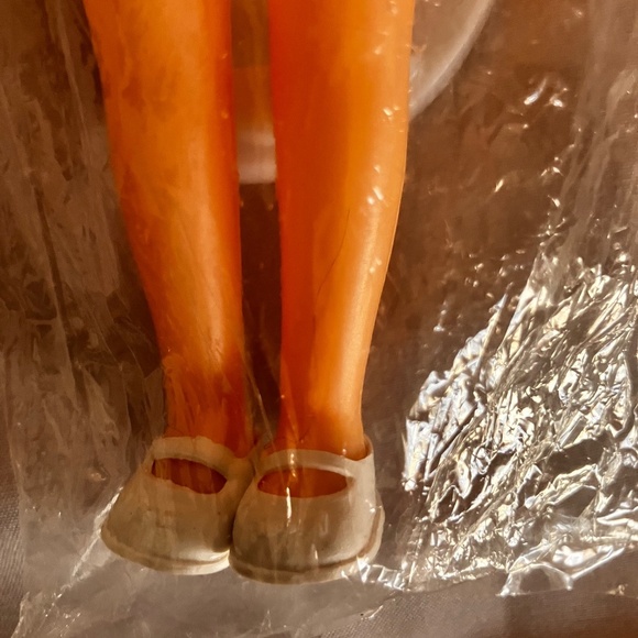 NWT - Vintage Fibre-Craft Moving Blue Eyes Flat Heel Doll 7.5" Blonde W/Stand - Picture 7 of 13